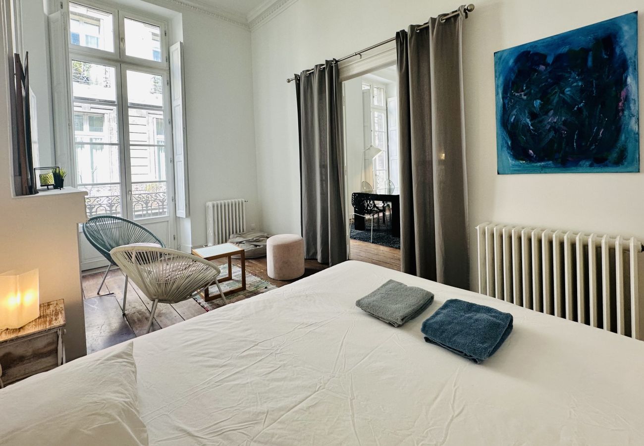 Appartement à Bordeaux - havre de raffinement dans le Triangle d'Or