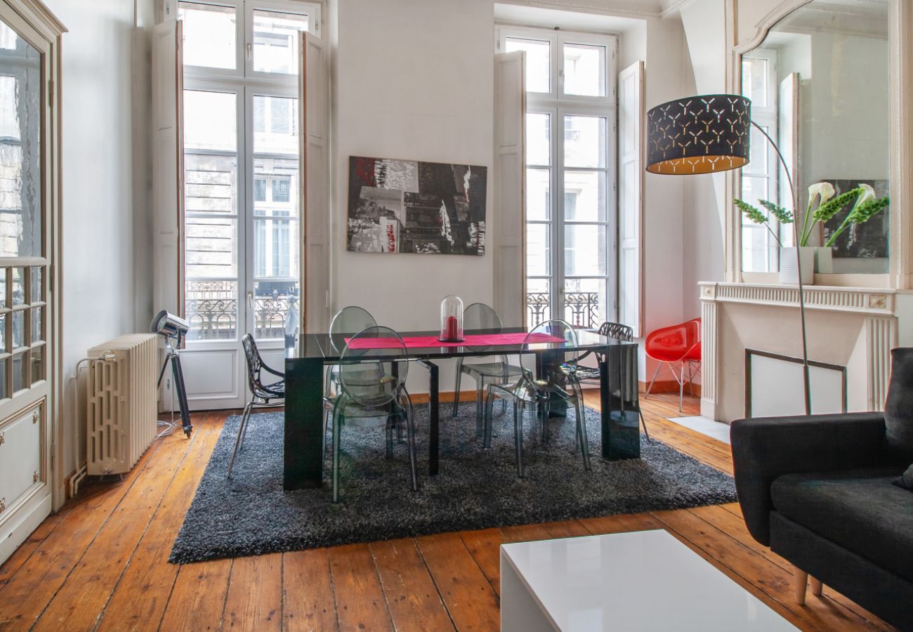 Appartement à Bordeaux - havre de raffinement dans le Triangle d'Or