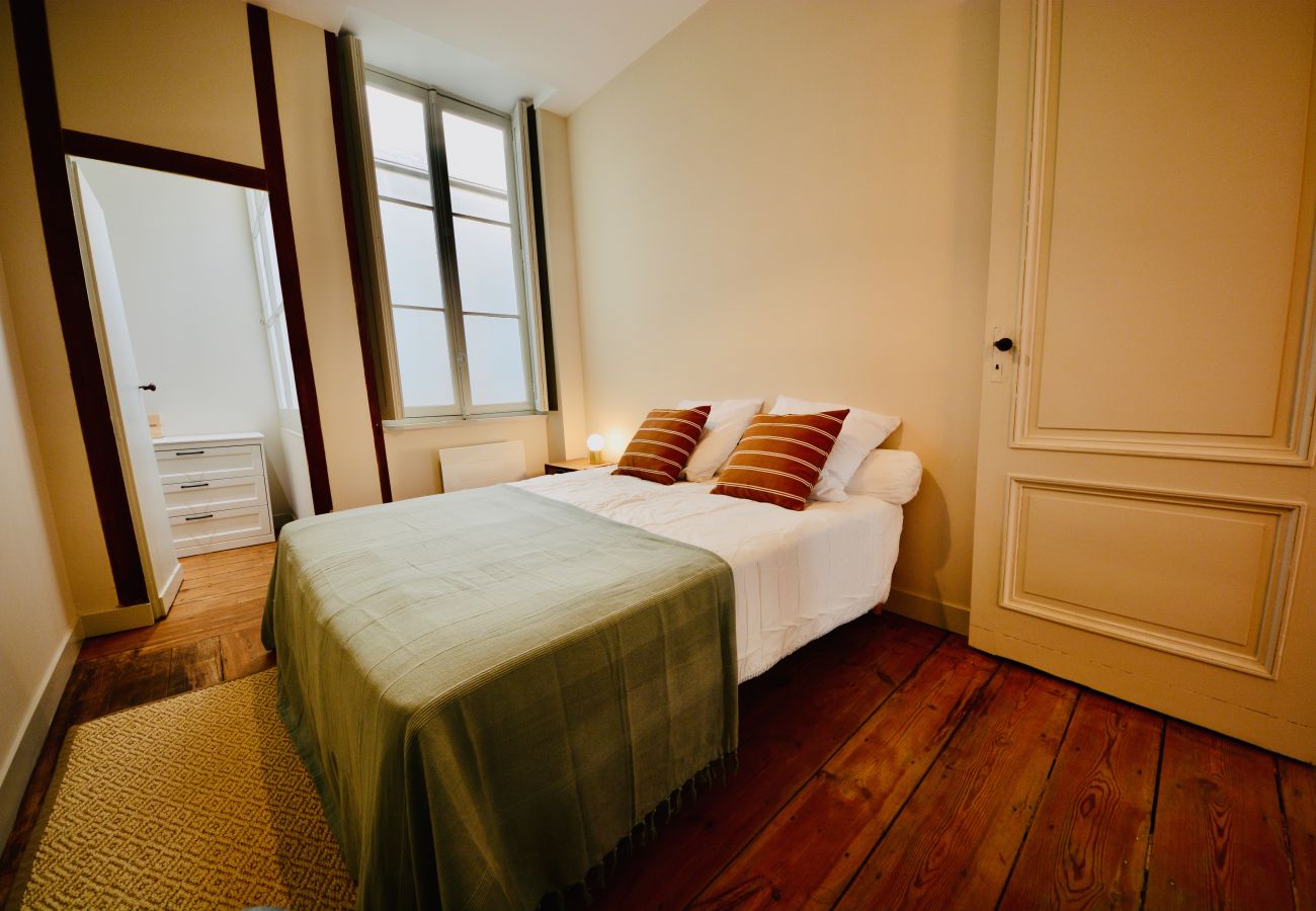 Appartement à Bordeaux - Magnifique chambre d’hôtes