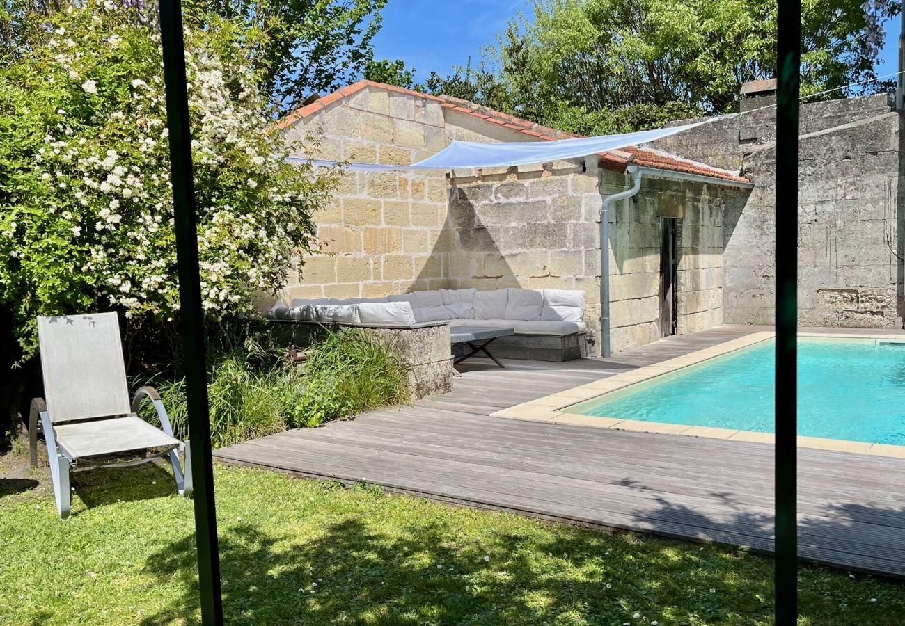 Maison à Le Bouscat - Ecrin de verdure Bordeaux Le Bouscat avec Piscine 