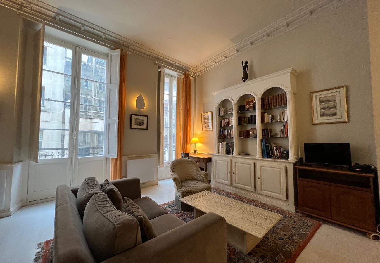 Appartement à Bordeaux - Charmant cocon Pey Berland avec balcon 