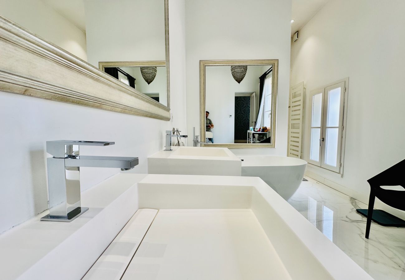Appartement à Bordeaux - Splendide Perle des Chartrons 