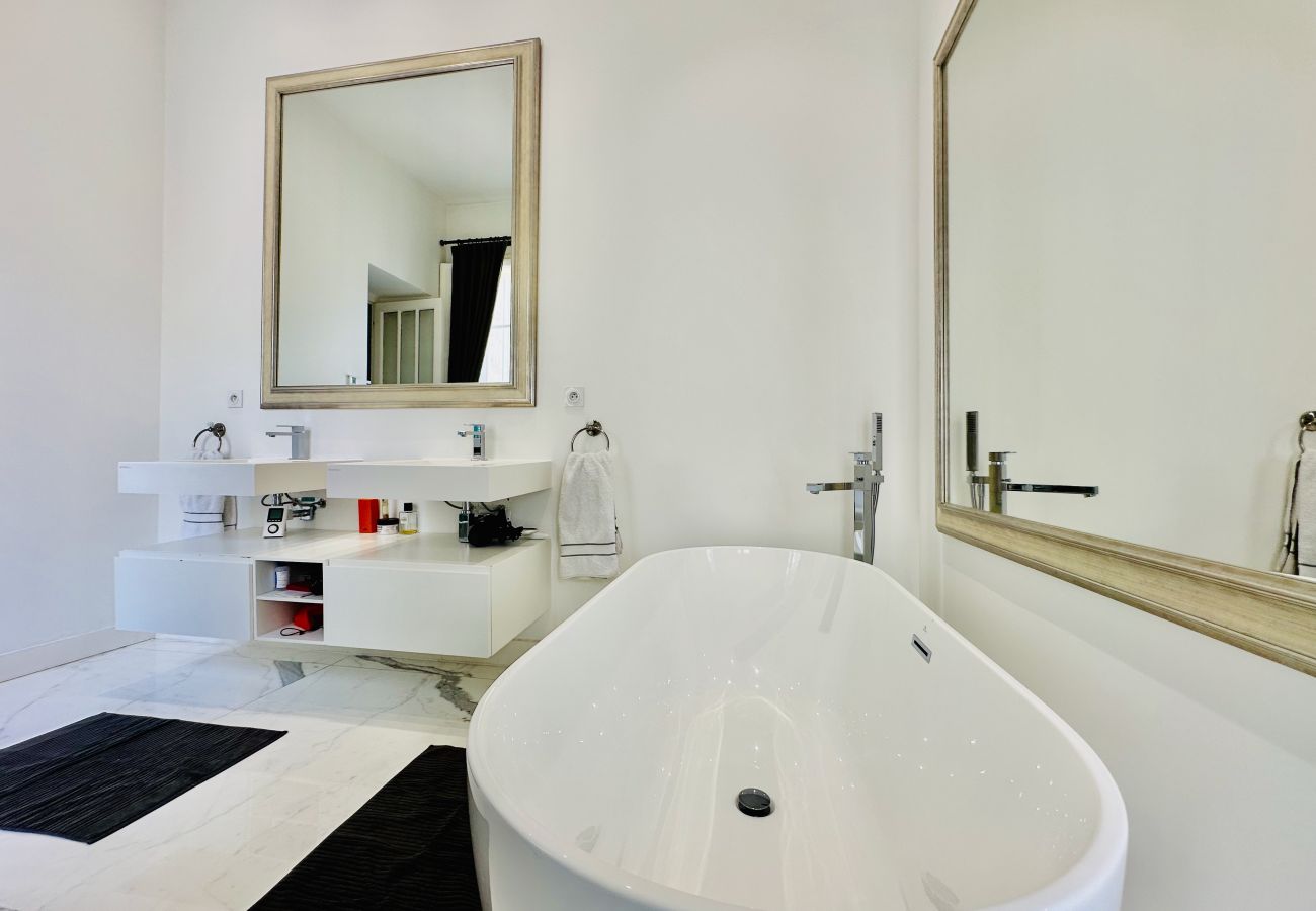 Appartement à Bordeaux - Splendide Perle des Chartrons 
