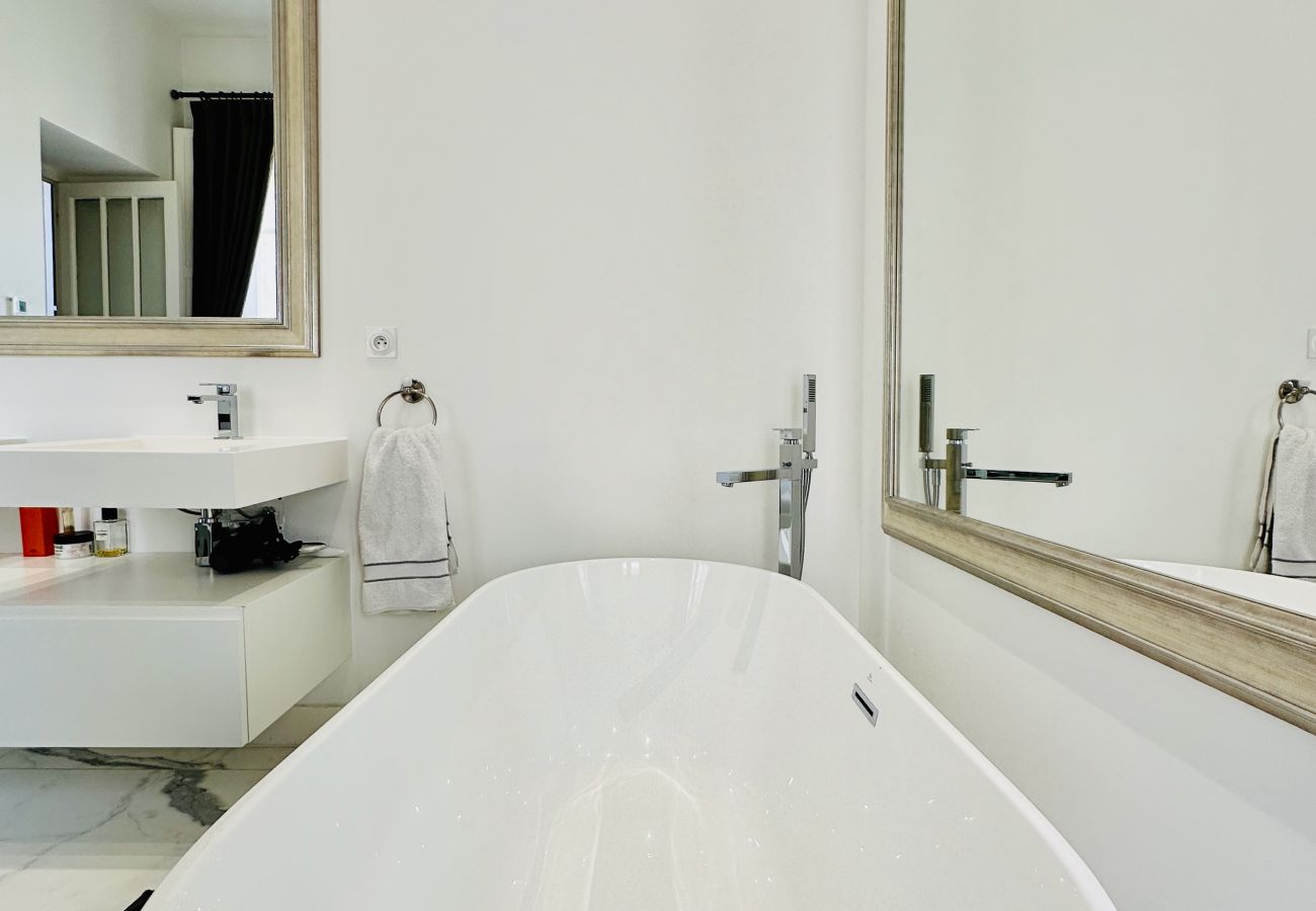 Appartement à Bordeaux - Splendide Perle des Chartrons 