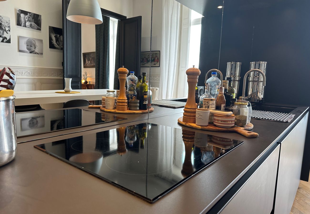 Appartement à Bordeaux - Splendide Perle des Chartrons 