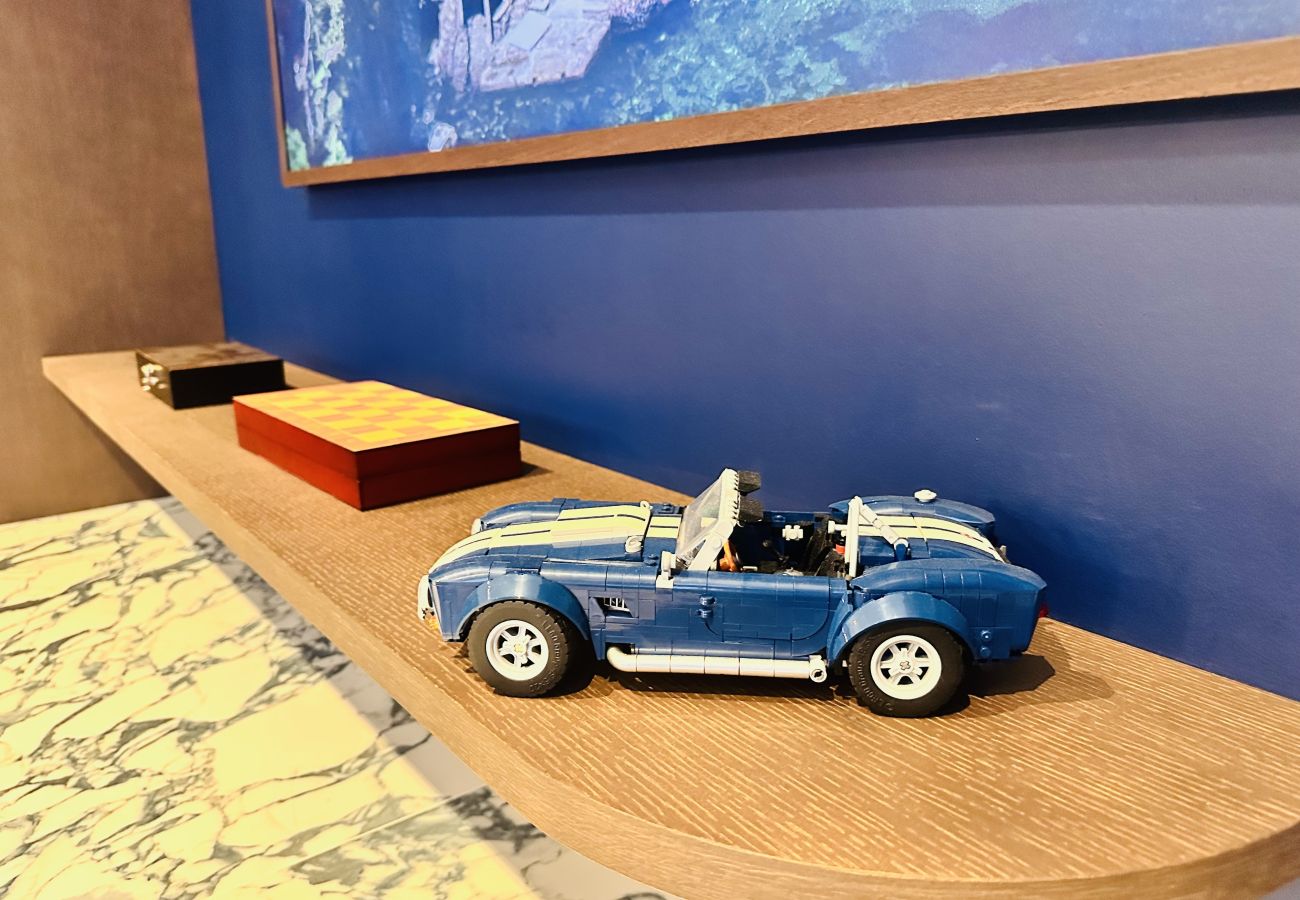 Appartement à Bordeaux - Appartement haut de gamme entièrement rénové – Calme sur cour – Rez-de-chaussée – Place Pey Berland, Bordeaux