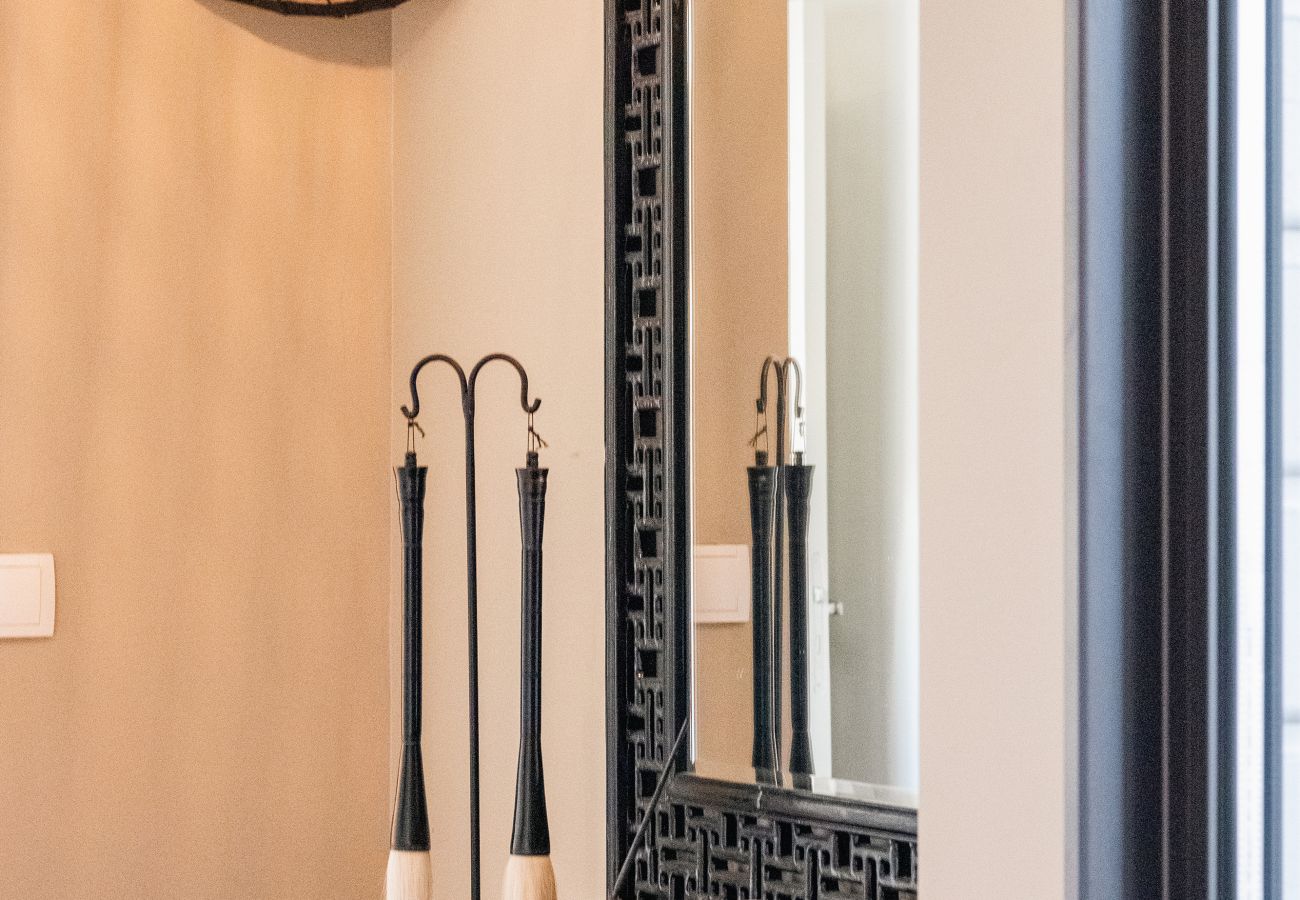 Appartement à Bordeaux - Spectaculaire loft de 250 m² situé au cœur des Chartrons à Bordeaux