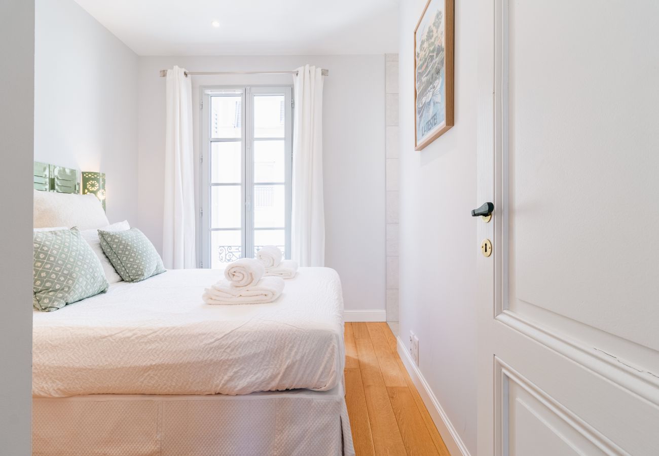 Maison mitoyenne à Bordeaux - Authentique échoppe bordelaise avec jardin